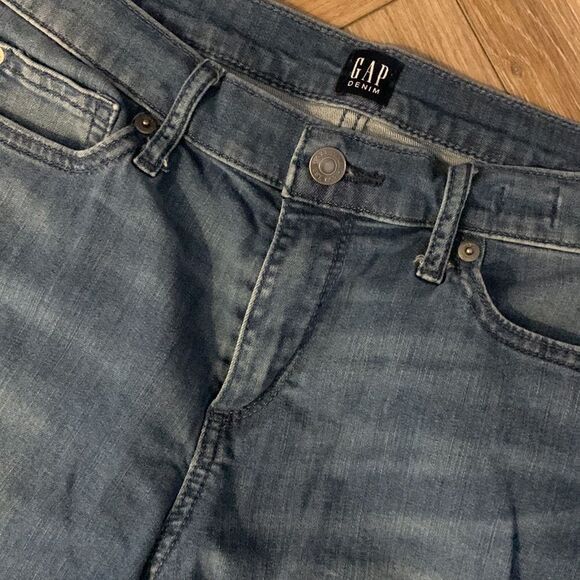 GAP True Skinny Jeans - Picture 2 of 4